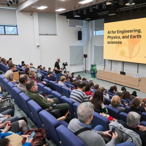 Лауреат научной премии «Сбера» рассказал в НГУ о разработках в области искусственного интеллекта