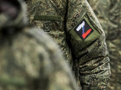 Андрей Травников продлил действие повышенной региональной выплаты контрактникам