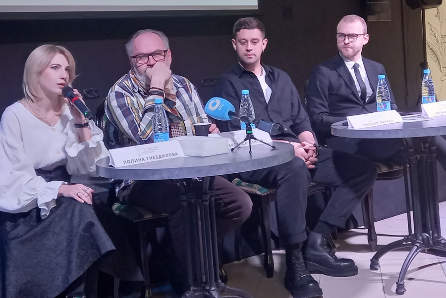 Имя в честь карающего трамвая славно послужило театру, но сейчас нуждается в замене