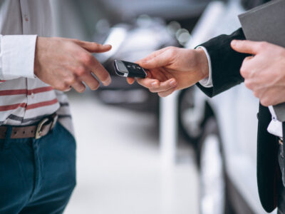 Новосибирские автомобилисты не доверяют перекупщикам в вопросе поддержанных авто