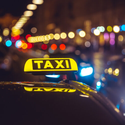 Закон о локализации такси не позволит заменить около 100 тысяч автомобилей