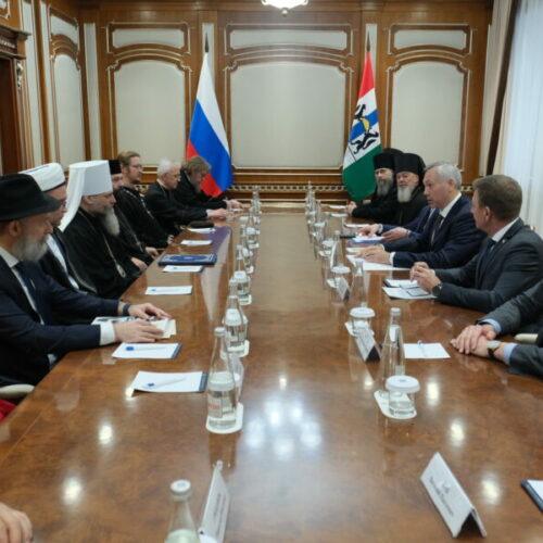 Единство в традициях: губернатор встретился с лидерами религий Новосибирской области