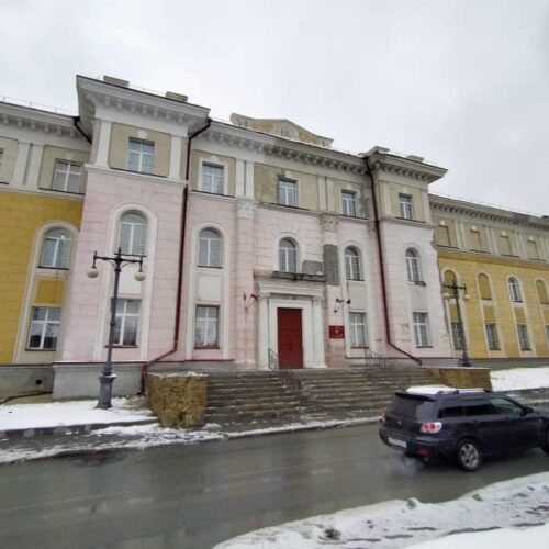 В Новосибирске Академия искусств оказалась под угрозой закрытия из-за налогов