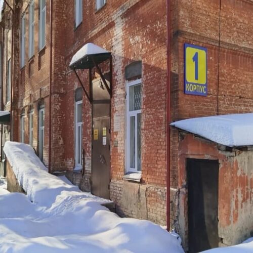 В Новосибирске разрешили снос восьми корпусов больницы рядом с памятником