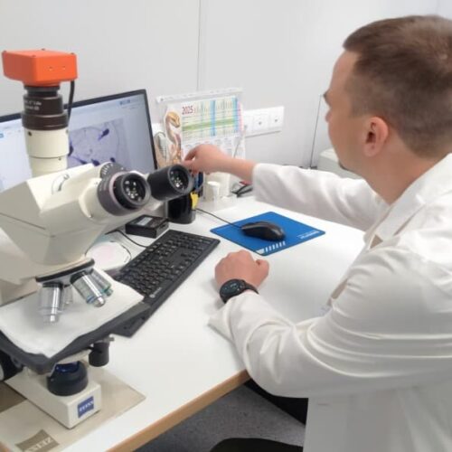 В Новосибирске соцсети назвали одним из репродуктивных рисков для подростков