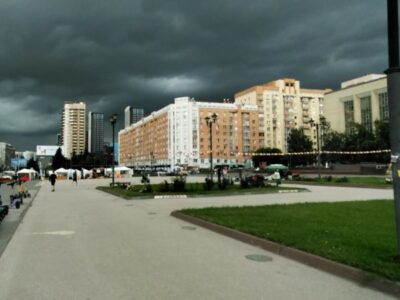 «Удар, которого не ожидали»: в Новосибирске эксперты вспомнили кризис 1998 года