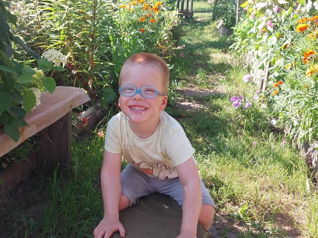 Трехлетнему Мише Бабкину с диагнозом ДЦП требуется дорогостоящее лечение