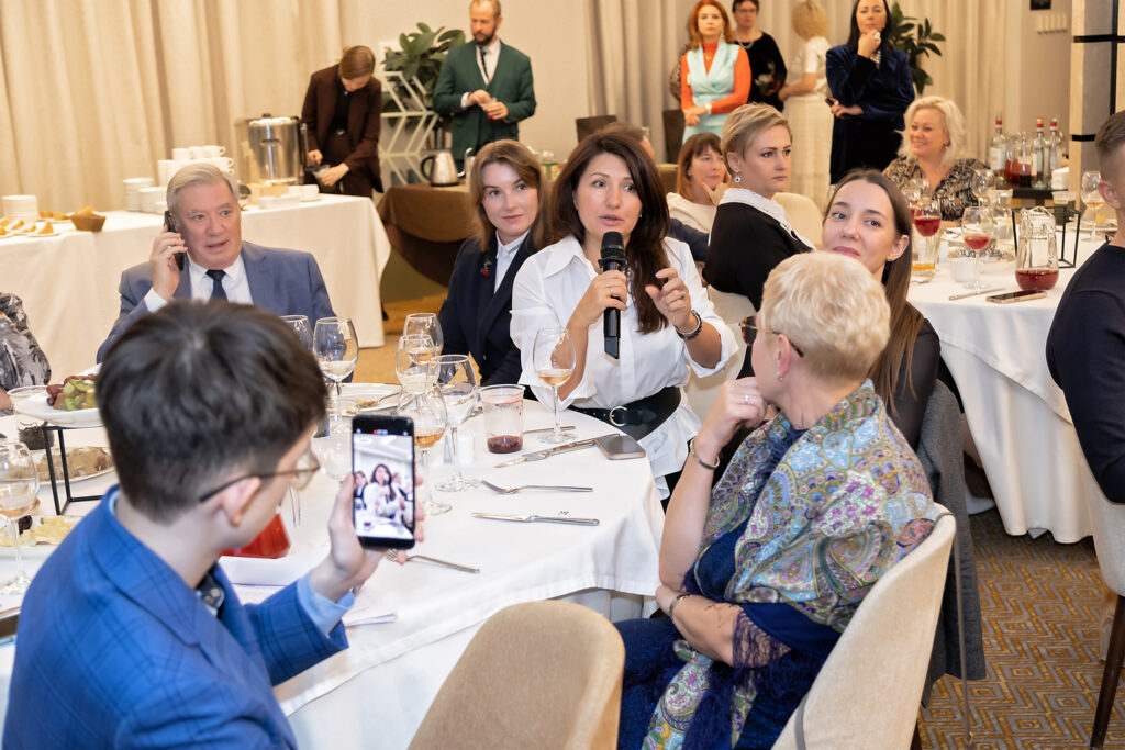 Юлия Золотовская