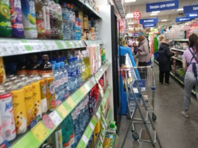 Богатые полюбили магазины для бедных: в Новосибирске выросла популярность хард-дискаунтеров