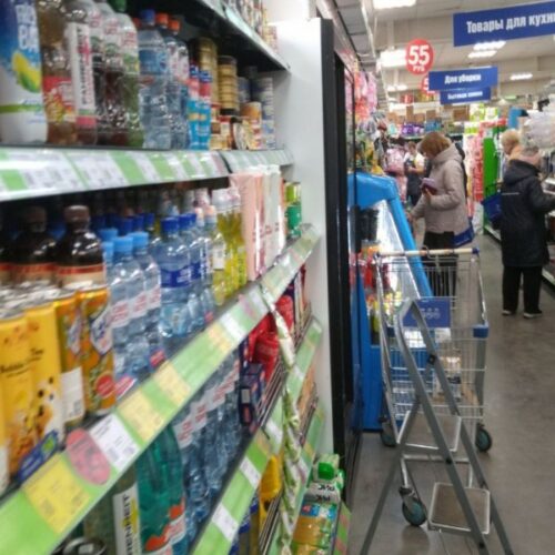 Богатые полюбили магазины для бедных: в Новосибирске выросла популярность хард-дискаунтеров