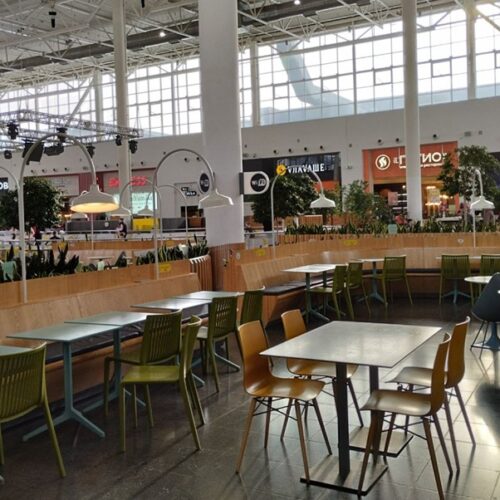 В торговых центрах Новосибирска создадут пространства для тусовок подростков