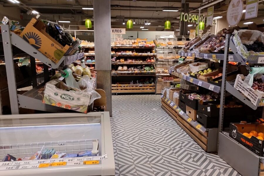 Ритейл в Новосибирске накидывает в цену на товары на полках около 30%