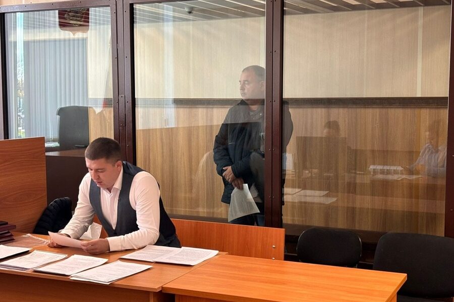 Топ-менеджера новосибирского оборонного предприятия подозревают в подкупе