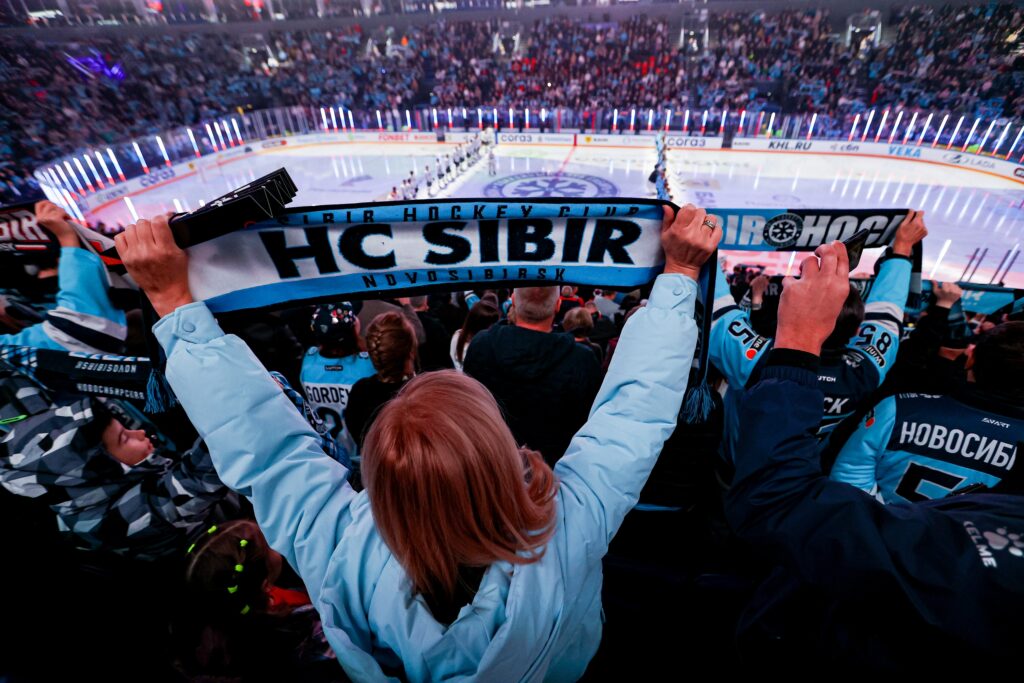 Пять игроков ХК «Сибирь» травмированы и выбыли из состава
