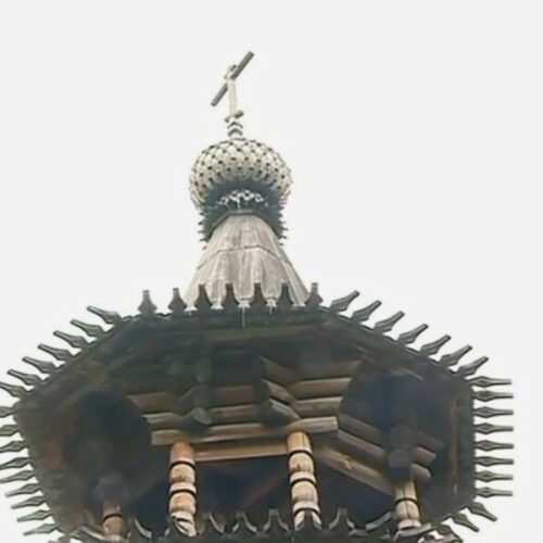 В Новосибирске издали книгу для детей о самой старой деревянной церкви Сибири