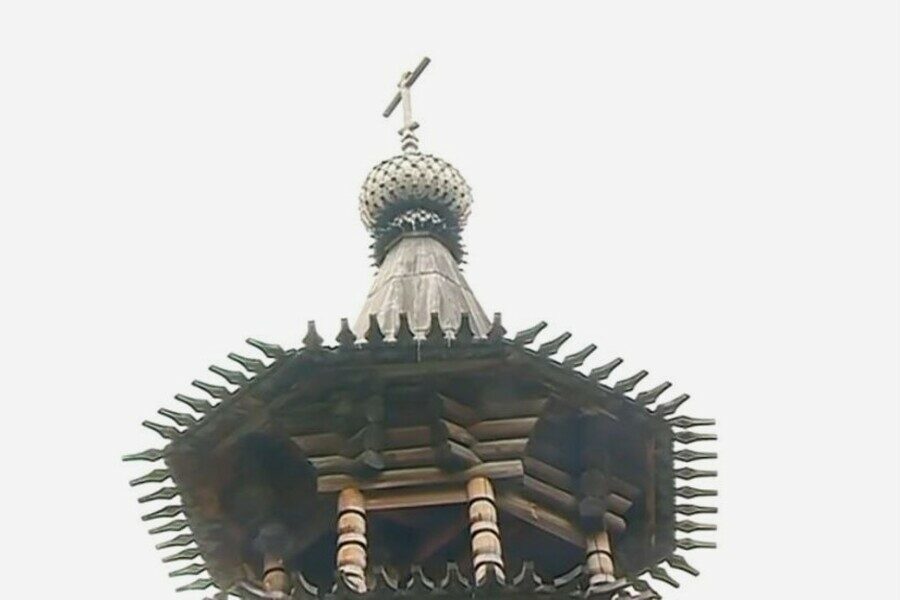 В Новосибирске издали книгу для детей о самой старой деревянной церкви Сибири