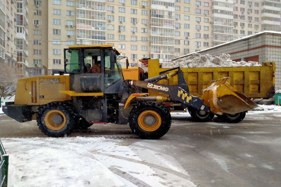 Уборка снега