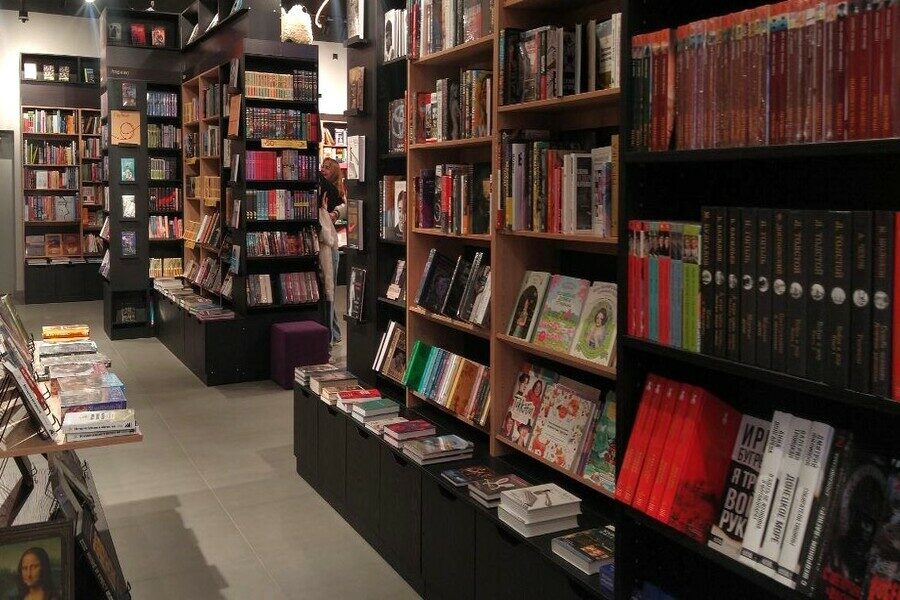 Во всех книжных магазинах Новосибирска срочно изъяли один роман Стивена Кинга