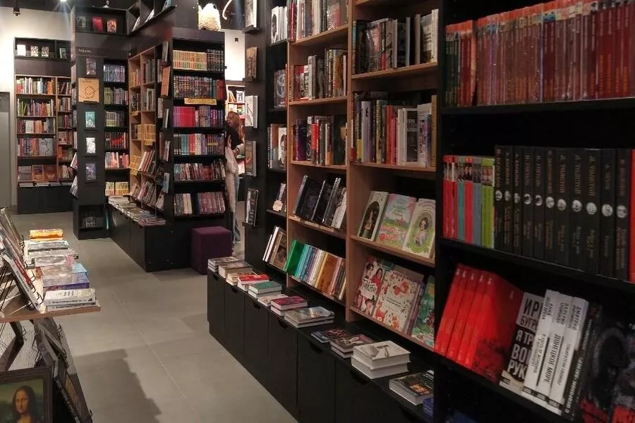 Во всех книжных магазинах Новосибирска срочно изъяли один роман Стивена Кинга