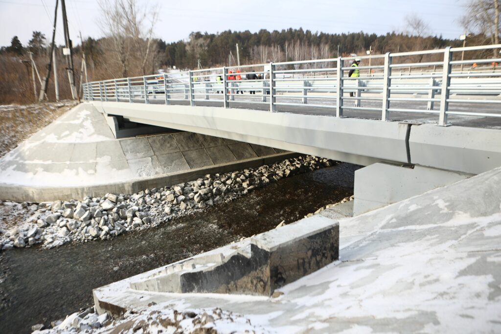 Мост на улице Сухарной