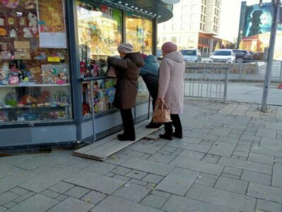 Издатели попросили губернатора и главу СФ спасти газетные киоски в Новосибирске