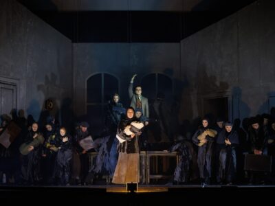 Новосибирский Музыкальный театр нашёл середину между пьесой и кинохитом