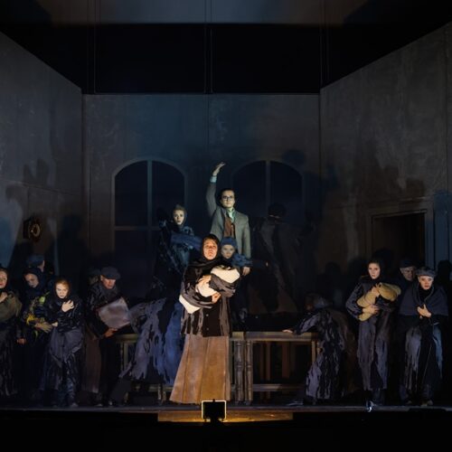 Новосибирский Музыкальный театр нашёл середину между пьесой и кинохитом