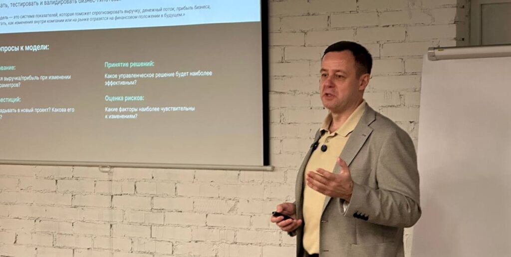 Валерий Кубасов: На падающем рынке растут только те, кто готов меняться