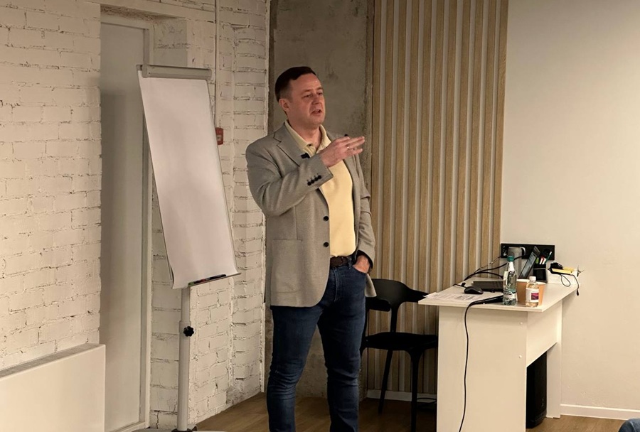 На падающем растут только те, кто готов меняться и умеет считать.