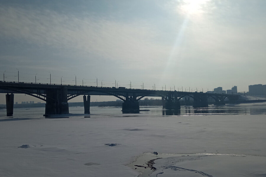 Октябрьский мост