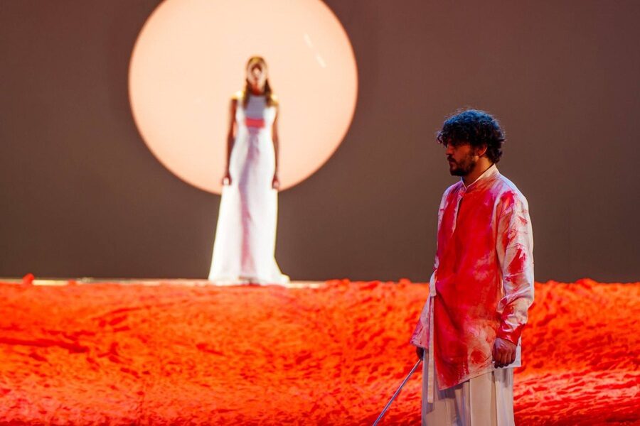 Два театра Новосибирска заглянули в античность