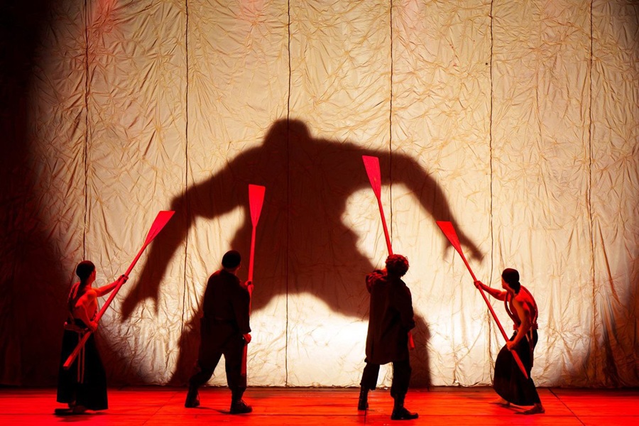 К слову, о циклопах. Этим подвигом Одиссей особенно не гордится