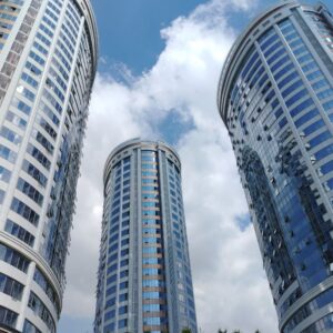 Более 3000 новосибирцев занизили цену своих квартир и недоплатили налоги