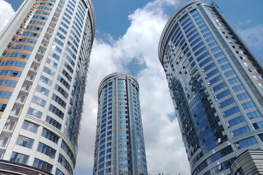 Более 3000 новосибирцев занизили цену своих квартир и недоплатили налоги