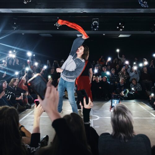 «Плохой театр» из Петербурга покажет новосибирцам «исторический рейв»