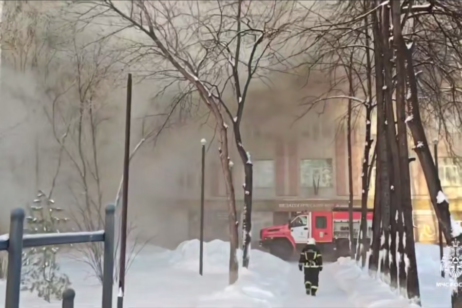 Педагогический колледж №1 им. Макаренко вспыхнул в Новосибирске