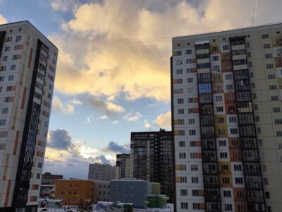 «Скажите прямо, откуда пахнет?»: Желдорреммаш ответил на вопрос о выбросах на «Весеннем» в Новосибирске