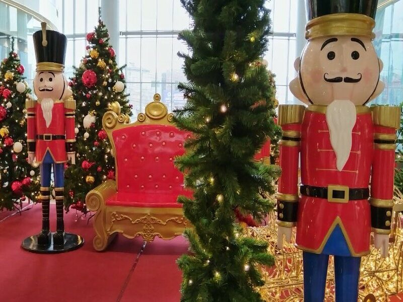 Бизнес Новосибирска экономит на новогодних корпоративах за счет еды и помещений Бизнес Новосибирска экономит на новогодних корпоративах за счет еды и помещений