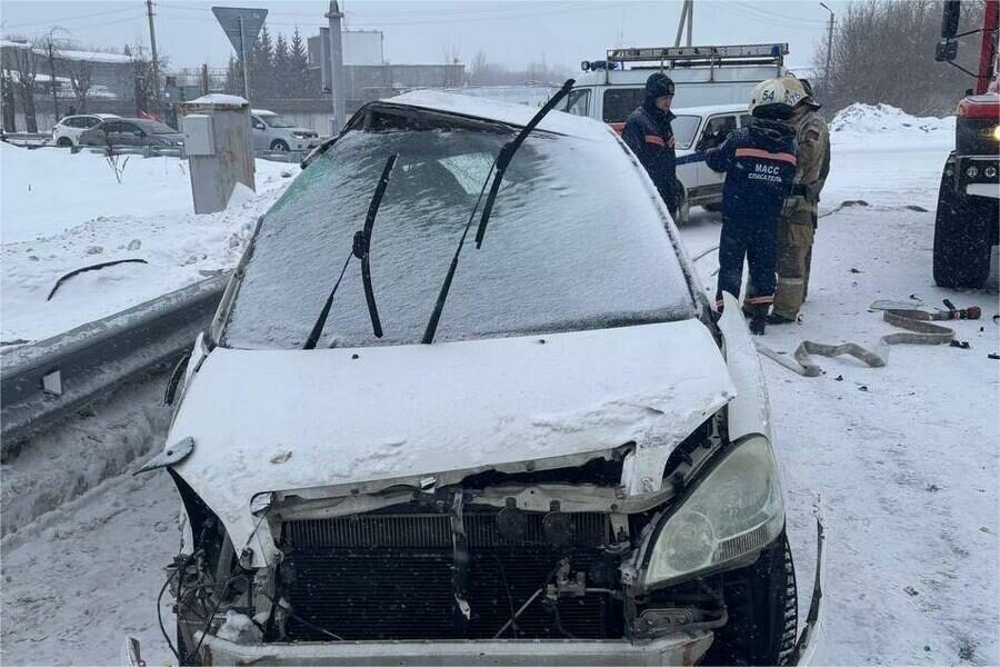 В Новосибирске в ДТП погибли шесть человек, среди них двое детей
