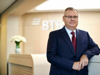 Глава ВТБ не ожидает быстрого снятия западных санкций