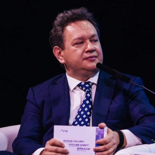 В 2025 году ВТБ планирует открыть и реновировать более 440 офисов