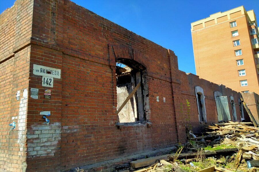 Мэрия Новосибирска объявила аукцион по продаже двух домов-памятников за рубль