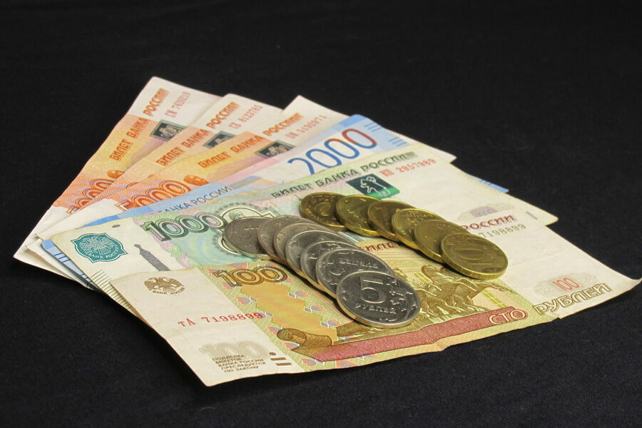 В СФР назвали точные даты предновогодних пенсий и пособий в декабре