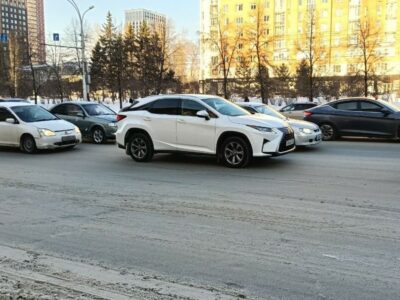 Новосибирские таксисты присоединились к российской «тихой забастовке»