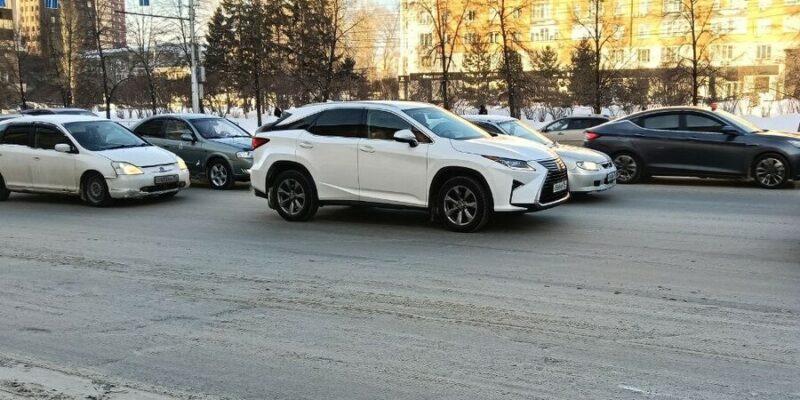 Новосибирские таксисты присоединились к российской «тихой забастовке»