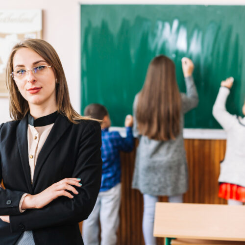 Выпускникам педвуза Новосибирска пока не грозит обязательная отработка