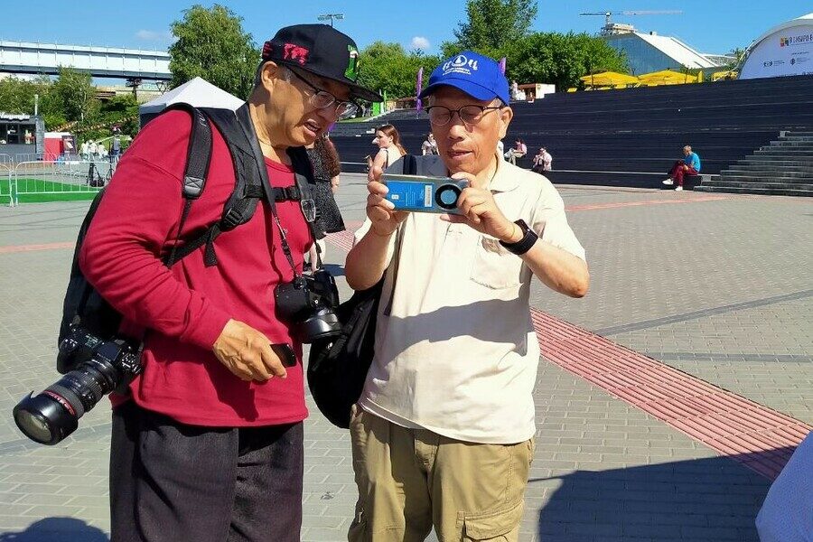 «Они поедут, но не к нам»: в Новосибирске не ждут резкого роста числа китайских туристов после отмены виз