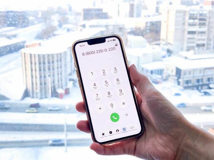 «Светлая линия» – единый номер по вопросам электроснабжения для клиентов «Россети Новосибирск»