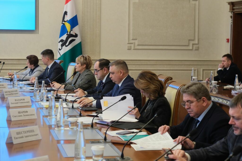 Губернатор Травников оценил научный потенциал региона