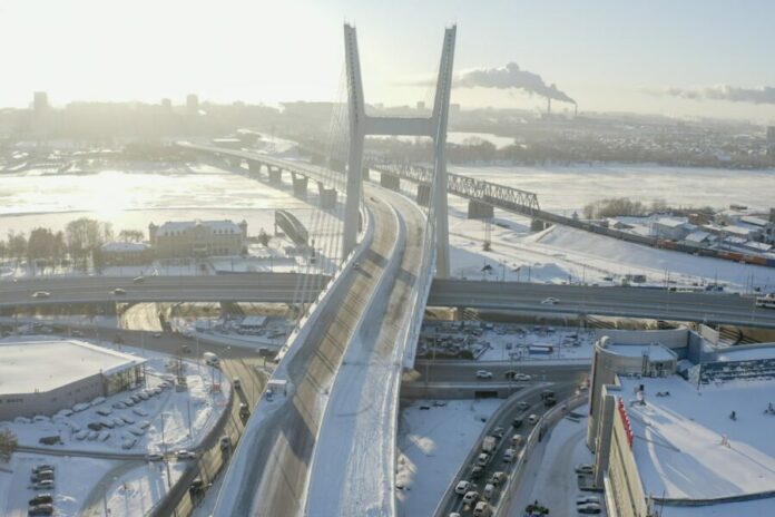Власти рассказали, как будут бороться с пробками у четвертого моста Новосибирска Власти рассказали, как будут бороться с пробками у четвертого моста Новосибирска